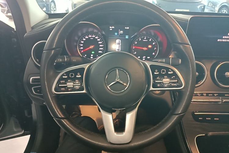 Used Mercedes-Benz C-Class 2019 C 180 L Fashion Edition Sport Version Steering Wheel