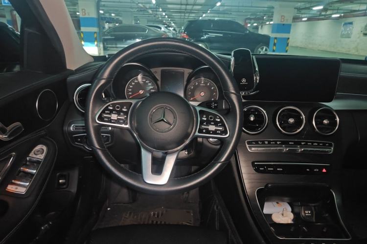 Used Mercedes-Benz C-Class 2019 C 180 L Fashion Edition Sport Version Steering Wheel