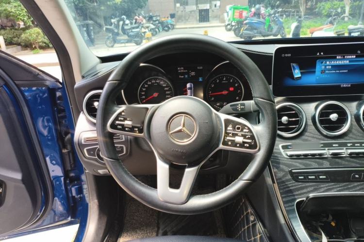 Used Mercedes-Benz C-Class 2019 C 180 L Fashion Edition Sport Version Steering Wheel