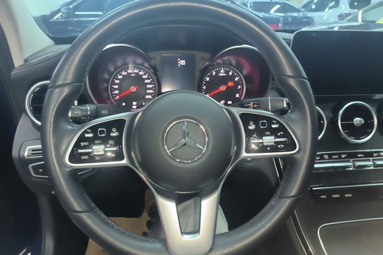Used Mercedes-Benz C-Class 2019 C 180 L Fashion Edition Sport Version Steering Wheel