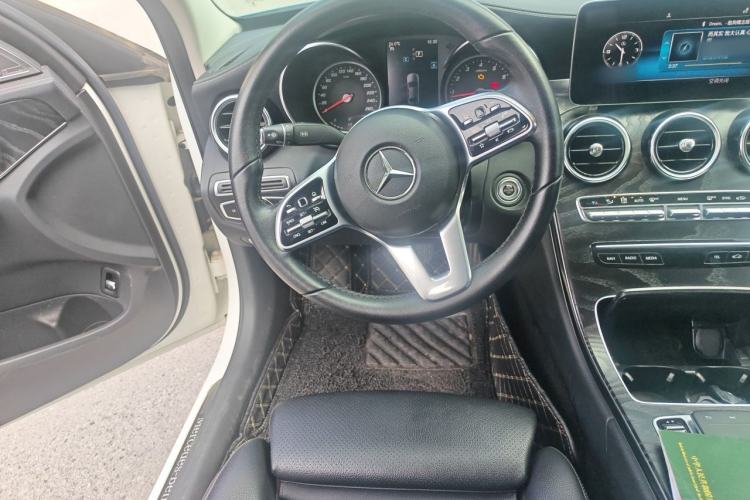 Used Mercedes-Benz C-Class 2019 C 180 L Fashion Edition Sport Version Steering Wheel