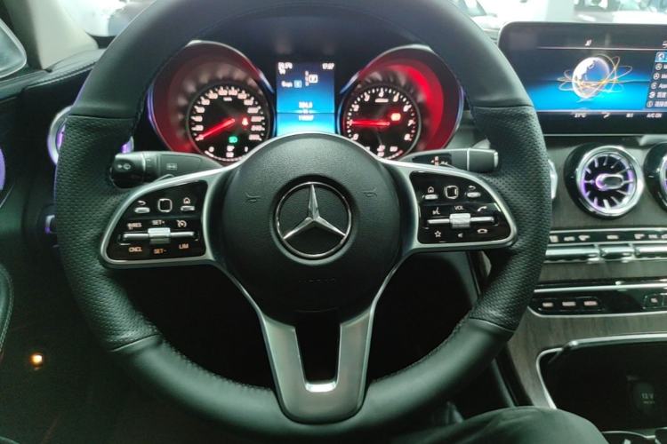 Used Mercedes-Benz C-Class 2019 C 180 L Fashion Edition Sport Version Steering Wheel