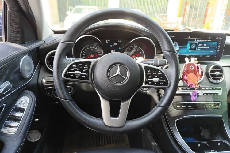 Used Mercedes-Benz C-Class 2019 C 180 L Fashion Edition Sport Version Steering Wheel