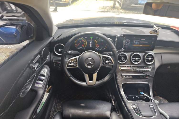 Used Mercedes-Benz C-Class 2019 C 260 L Sport Edition Steering Wheel