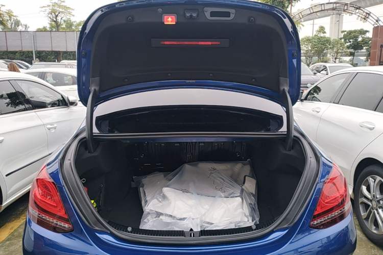 Used Mercedes-Benz C-Class 2019 Restyled C 260 L Sport Edition Trunk