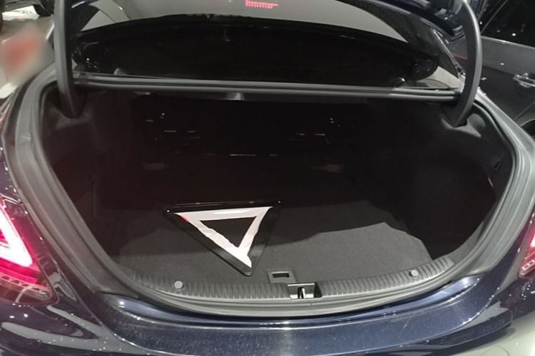 Used Mercedes-Benz C-Class 2019 Restyled C 260 L Sport Edition Trunk