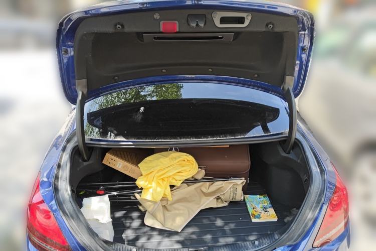 Used Mercedes-Benz C-Class 2019 C 180 L Fashion Edition Sport Version Trunk