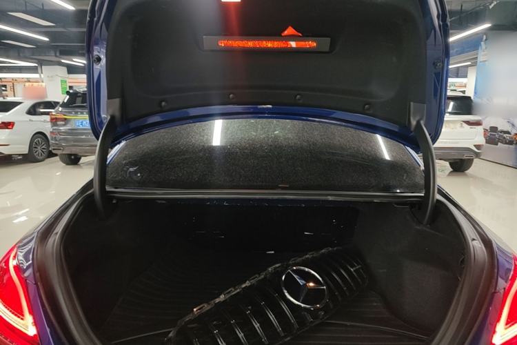 Used Mercedes-Benz C-Class 2019 C 260 L Sport Edition Trunk