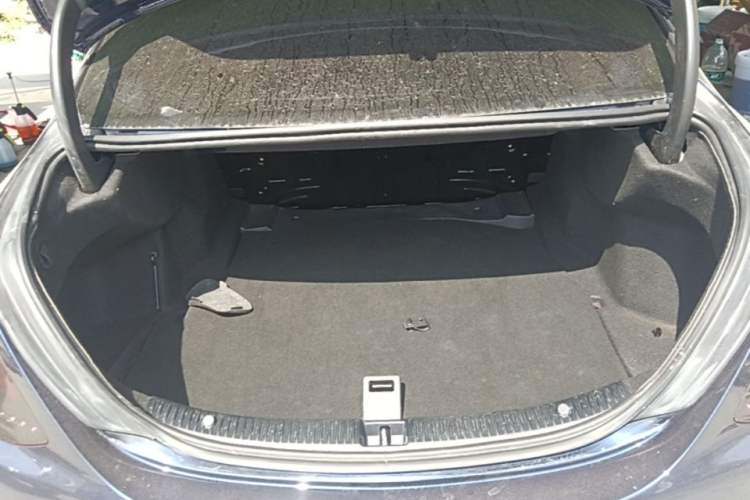 Used Mercedes-Benz C-Class 2019 C 260 Sport Edition Trunk