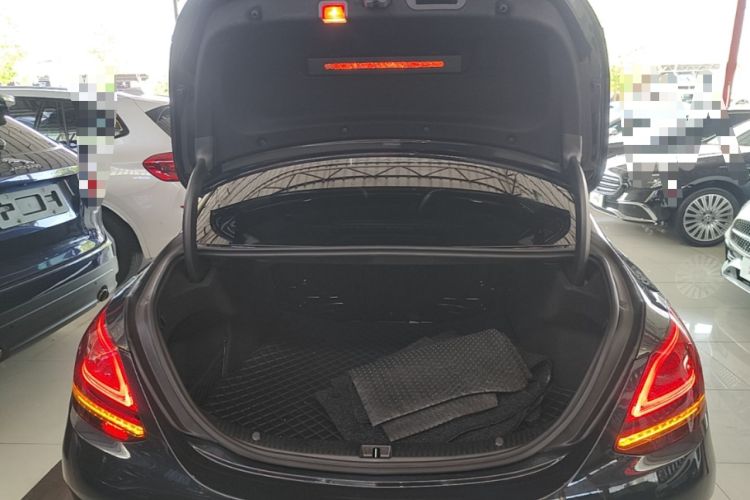 Used Mercedes-Benz C-Class 2019 Restyled C 260 L Sport Edition Trunk