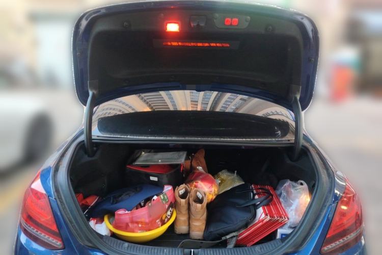 Used Mercedes-Benz C-Class 2019 C 180 L Fashion Edition Sport Version Trunk
