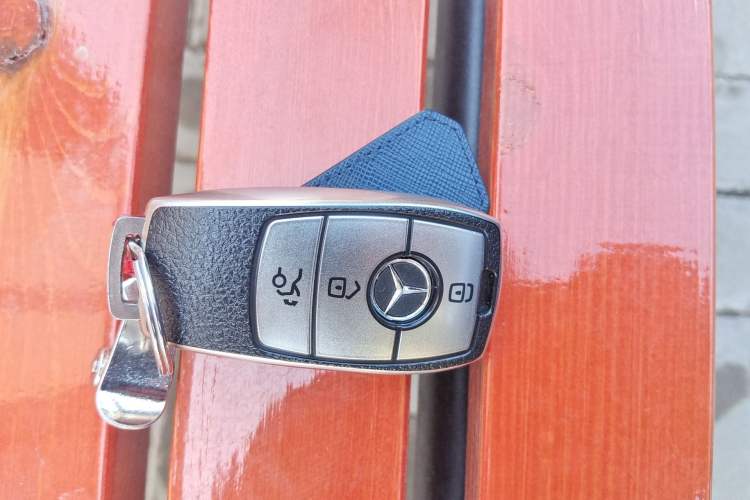 Used Mercedes-Benz C-Class 2019 C 260 L Sport Edition Vehicle Key
