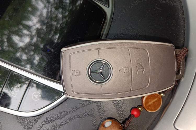 Used Mercedes-Benz C-Class 2019 Restyled C 260 L Sport Edition Vehicle Key