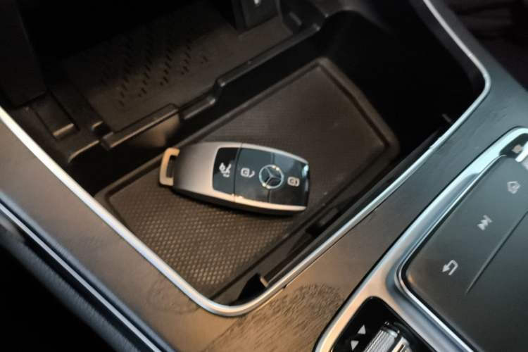 Used Mercedes-Benz C-Class 2019 C 260 L Sport Edition Vehicle Key