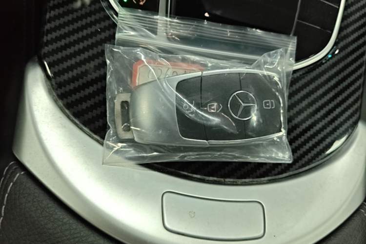 Used Mercedes-Benz C-Class 2019 C 260 Sport Edition Vehicle Key