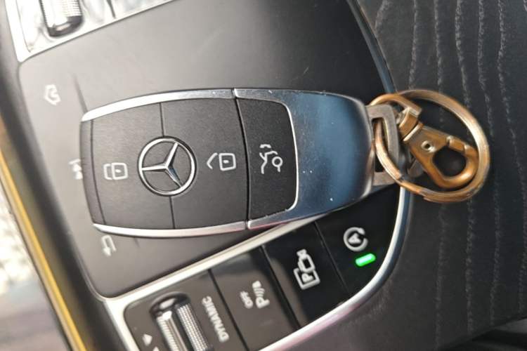 Used Mercedes-Benz C-Class 2019 C 260 Coupe Vehicle Key