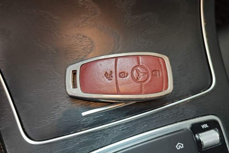 Used Mercedes-Benz C-Class 2019 Restyled C 260 L Sport Edition Vehicle Key