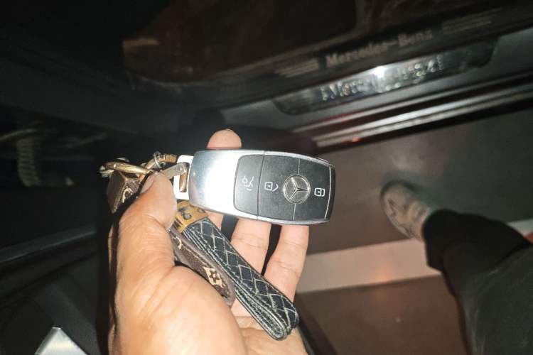 Used Mercedes-Benz C-Class 2019 C 260 Sport Edition Vehicle Key
