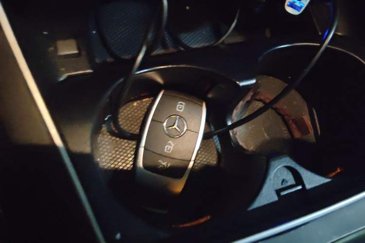 Used Mercedes-Benz C-Class 2019 C 260 Sport Edition Vehicle Key