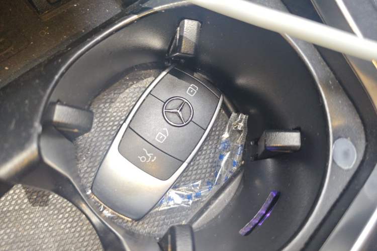 Used Mercedes-Benz C-Class 2019 C 260 L Sport Edition Vehicle Key