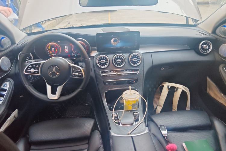 Used Mercedes-Benz C-Class 2019 Restyled C 260 L Sport Edition Center Console