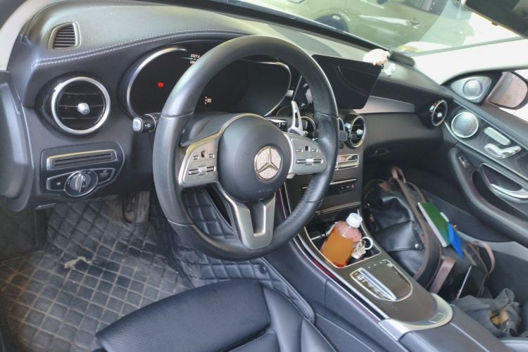 Used Mercedes-Benz C-Class 2019 C 260 L Sport Edition Center Console