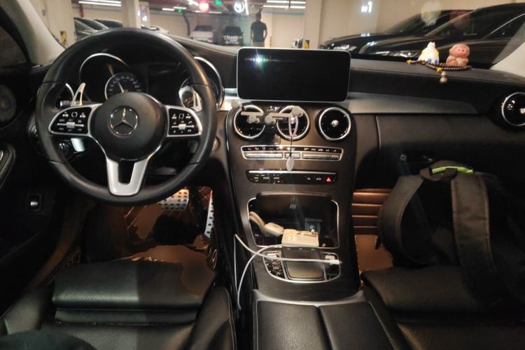 Used Mercedes-Benz C-Class 2019 C 260 L Sport Edition Center Console