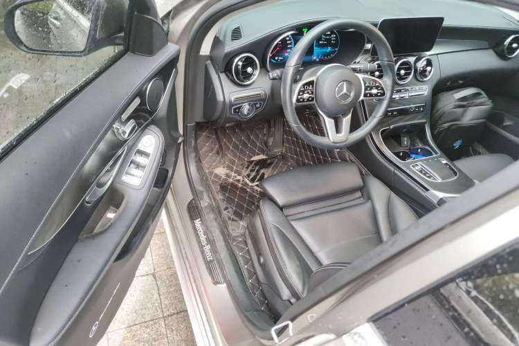 Used Mercedes-Benz C-Class 2019 Restyled C 260 L Sport Edition Driver Seat