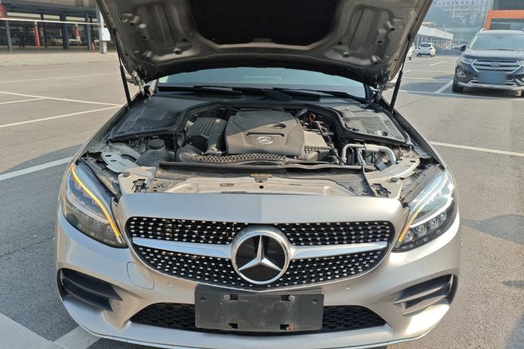 Used Mercedes-Benz C-Class 2019 C 180 L Fashion Edition Sport Version Engine Bay