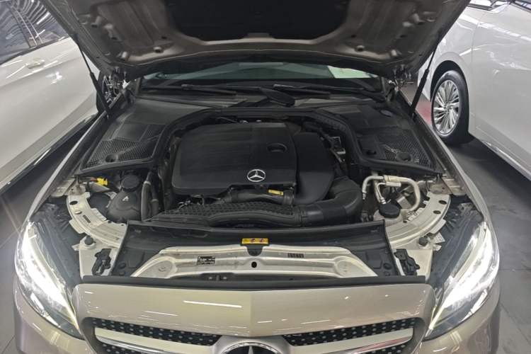 Used Mercedes-Benz C-Class 2019 C 260 L Sport Edition Engine Bay