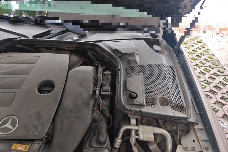 Used Mercedes-Benz C-Class 2019 C 260 Sport Edition Engine Bay Left