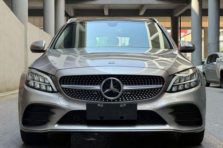 Used Mercedes-Benz C-Class 2019 C 260 Estate Exterior 1
