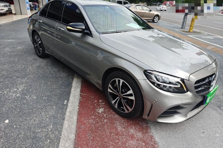 Used Mercedes-Benz C-Class 2019 C 260 Sport Edition Front Right 45 Deg