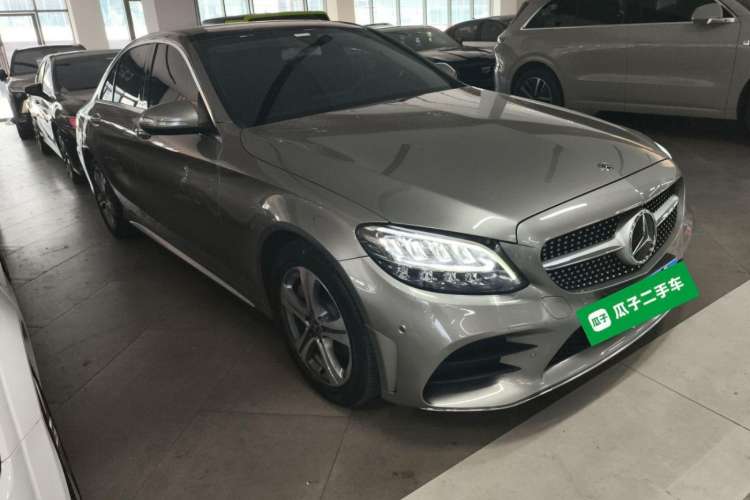 Used Mercedes-Benz C-Class 2019 Restyled C 260 L Sport Edition Front Right 45 Deg