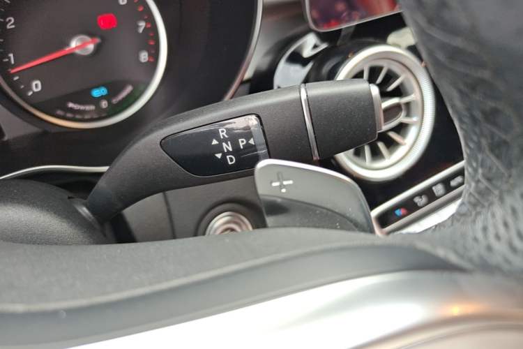 Used Mercedes-Benz C-Class 2019 C 260 Sport Edition Gear Lever