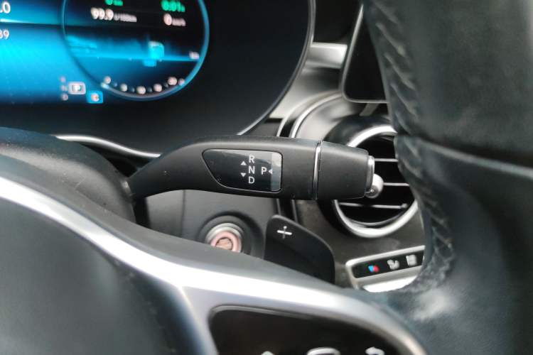 Used Mercedes-Benz C-Class 2019 Restyled C 260 L Sport Edition Gear Lever