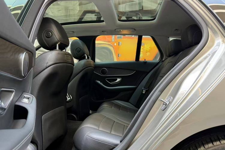 Used Mercedes-Benz C-Class 2019 C 260 Estate Interior 6