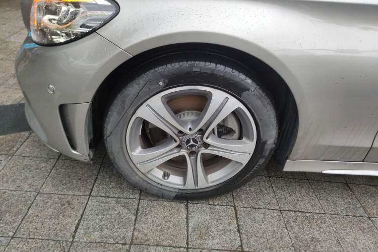 Used Mercedes-Benz C-Class 2019 Restyled C 260 L Sport Edition Left Front Wheel Hub