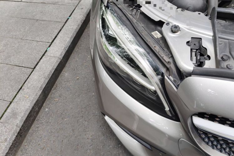 Used Mercedes-Benz C-Class 2019 Restyled C 260 L Sport Edition Right Front Headlight