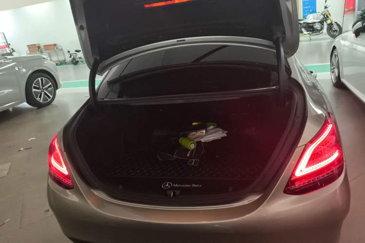 Used Mercedes-Benz C-Class 2019 Restyled C 260 L Sport Edition Trunk
