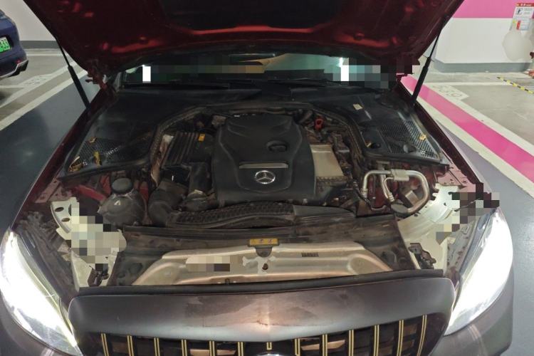 Used Mercedes-Benz C-Class 2019 C 180 L Dynamic Sports Edition Engine Bay