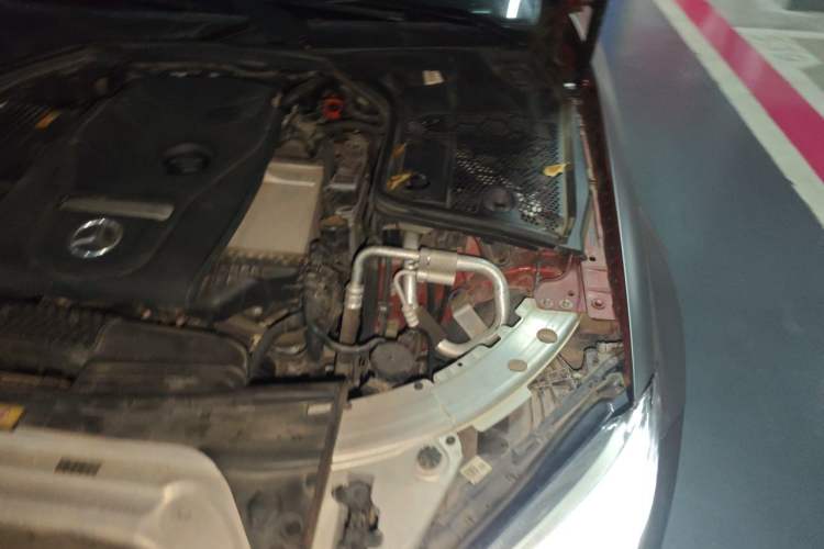 Used Mercedes-Benz C-Class 2019 C 180 L Dynamic Sports Edition Engine Bay Left
