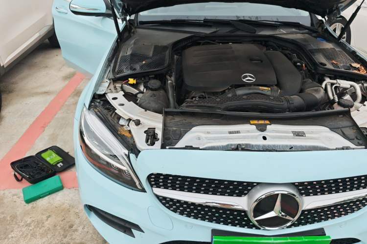 Used Mercedes-Benz C-Class 2019 Restyled C 260 L Sport Edition Engine Bay Right