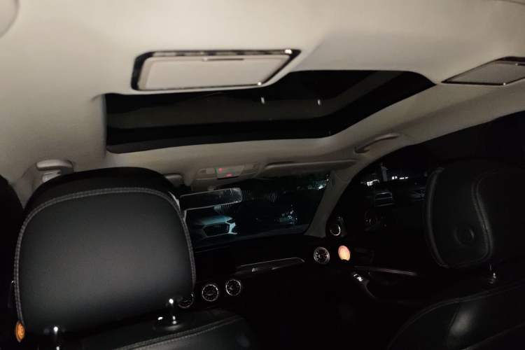 Used Mercedes-Benz C-Class 2019 Restyled C 260 L Sport Edition Headliner