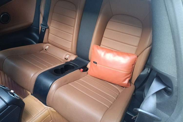Used Mercedes-Benz C-Class 2019 C 260 Coupe Left Rear Seat