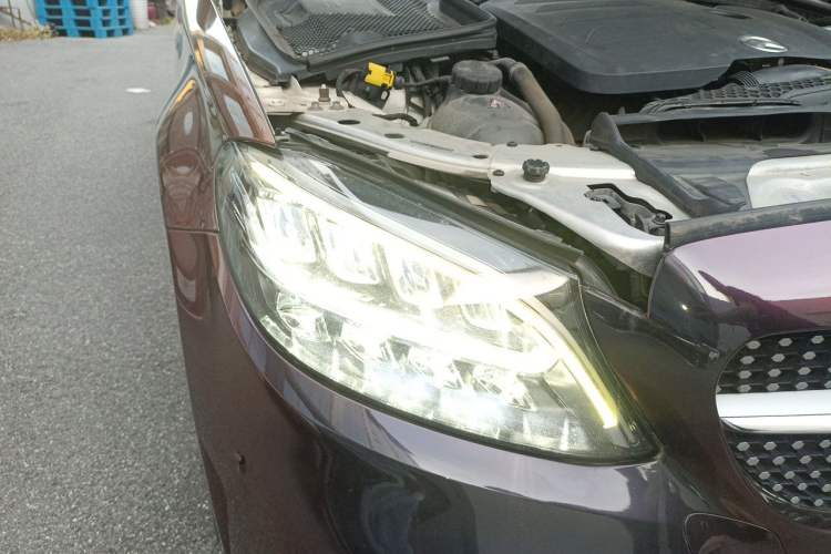 Used Mercedes-Benz C-Class 2019 C 260 Coupe Right Front Headlight