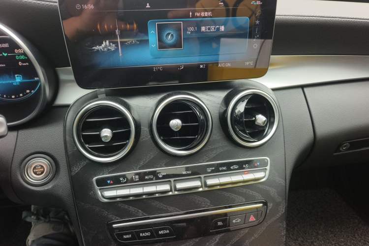 Used Mercedes-Benz C-Class 2019 Restyled C 260 L Sport Edition Audio And AC Panel