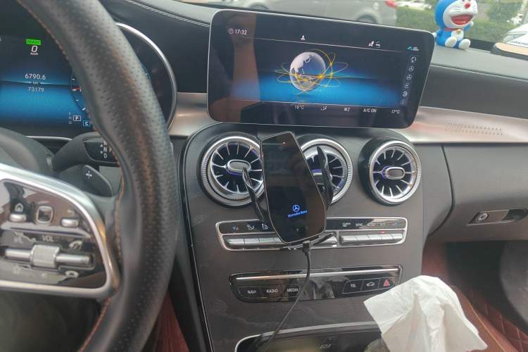 Used Mercedes-Benz C-Class 2019 Restyled C 260 L Sport Edition Audio And AC Panel