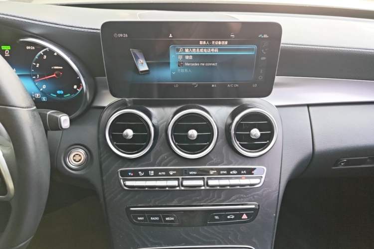 Used Mercedes-Benz C-Class 2019 Restyled C 260 L Sport Edition Audio And AC Panel