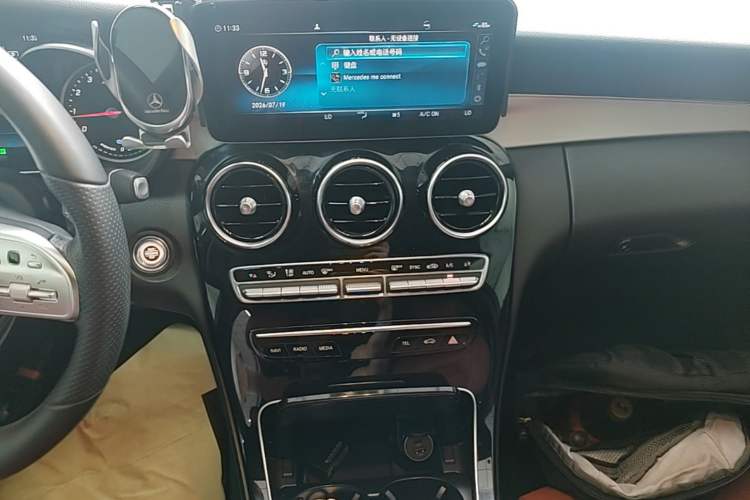 Used Mercedes-Benz C-Class 2019 C 260 Sport Edition Audio And AC Panel